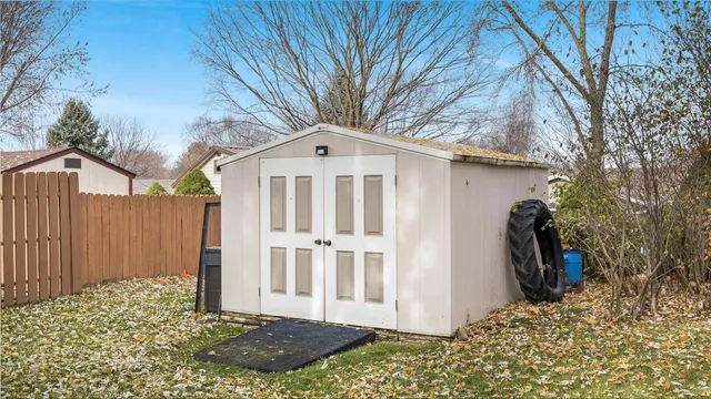 $434,000 | 1800 Michigan Avenue, Sun Prairie, WI 53590