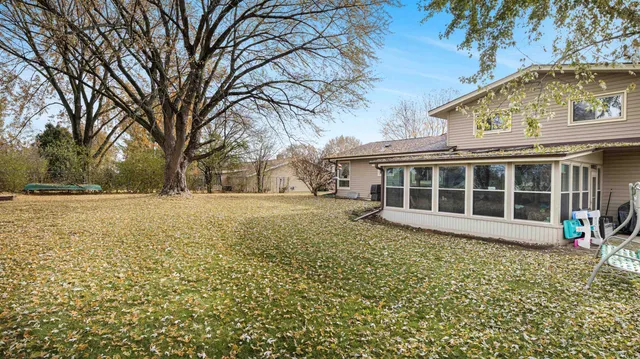 $434,000 | 1800 Michigan Avenue, Sun Prairie, WI 53590