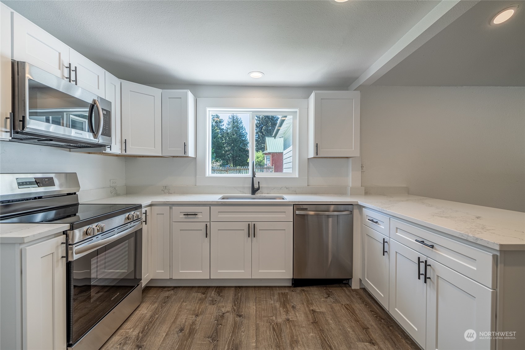 8333 Riverview Road Peshastin, WA 98847 - Photo 10 of 31 Gallery Image 10