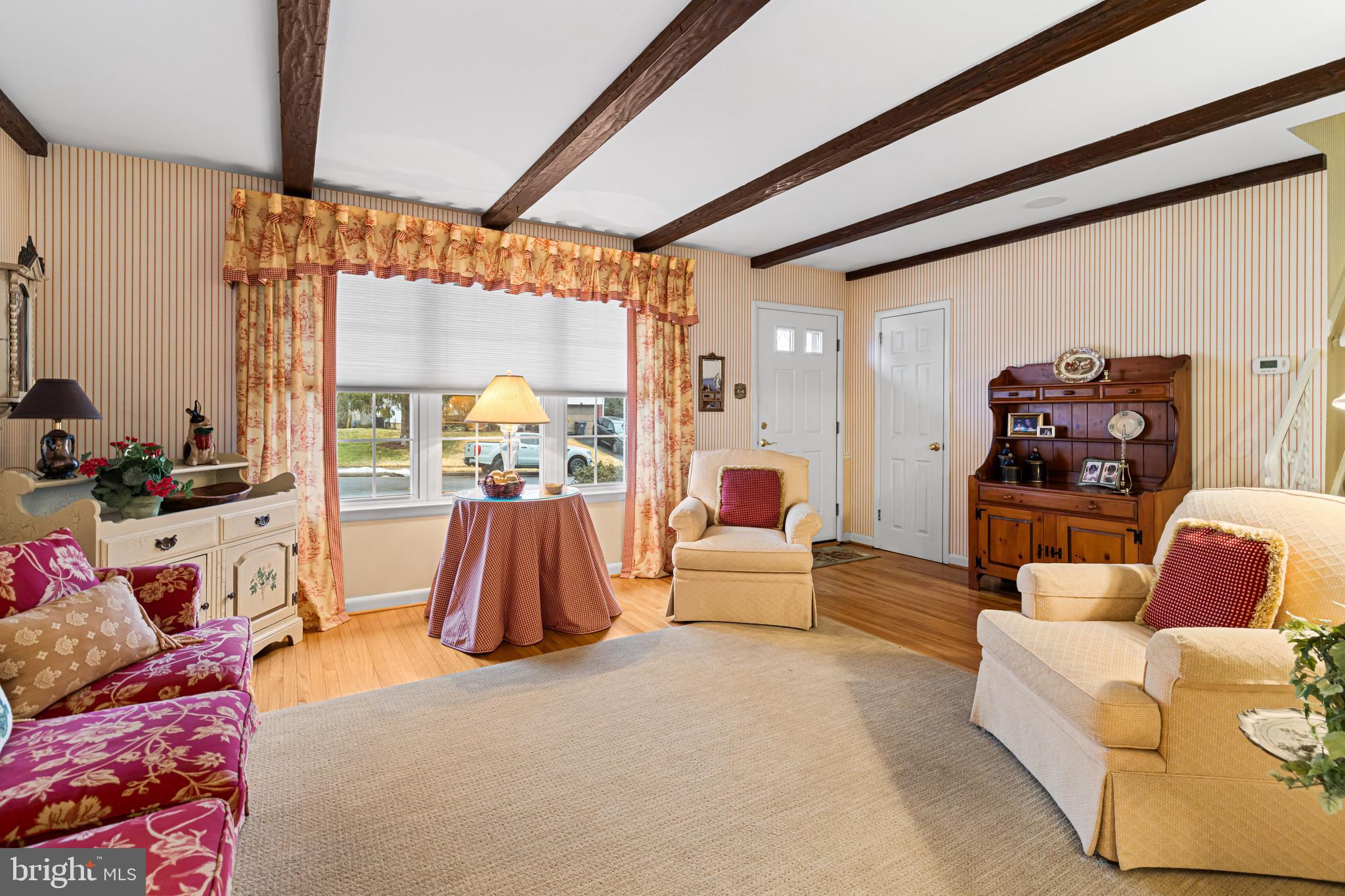 1324 Partridge Road Abington, PA 19001 - Photo 5 of 19 elegant yet comfortable