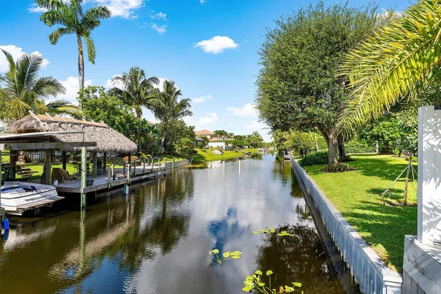 $6,495,000 | 830 Lake Shore Drive, Delray Beach, FL 33444