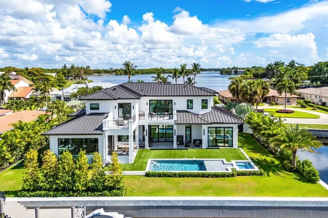 $6,495,000 | 830 Lake Shore Drive, Delray Beach, FL 33444