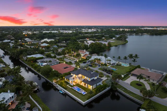 $6,495,000 | 830 Lake Shore Drive, Delray Beach, FL 33444