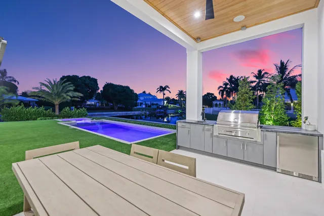 $6,495,000 | 830 Lake Shore Drive, Delray Beach, FL 33444