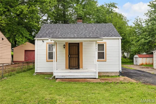 $87,000 | 135 Grether Avenue, Hazelwood, MO 63135