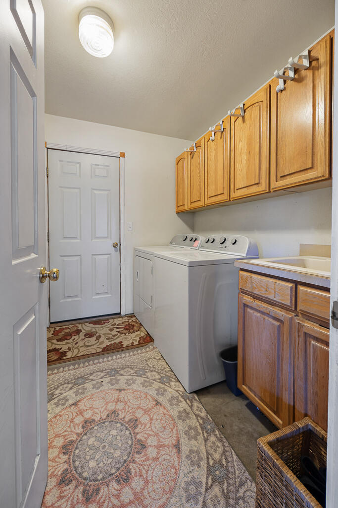 13351 Crystal Springs Road Klamath Falls, OR 97603 - Photo 47 of 51