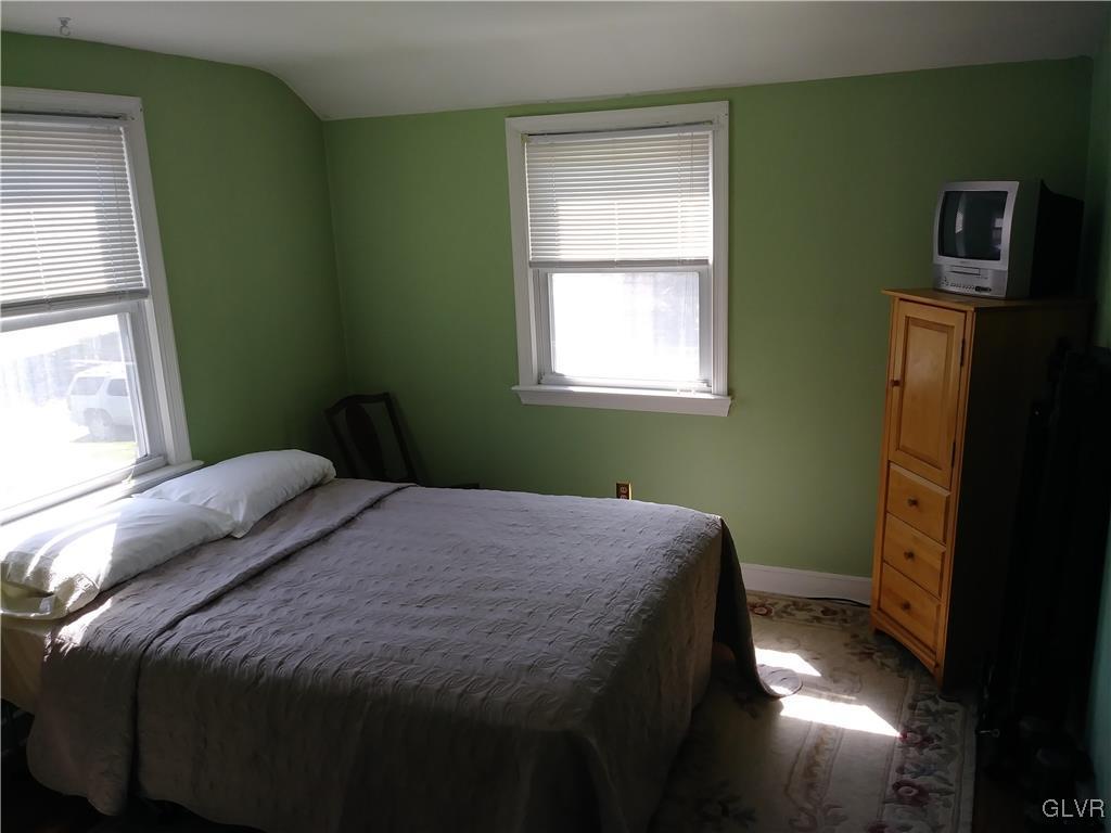 3111 Edinburgh Road Allentown, PA 18104 - Photo 11 of 14 Gallery Image 11