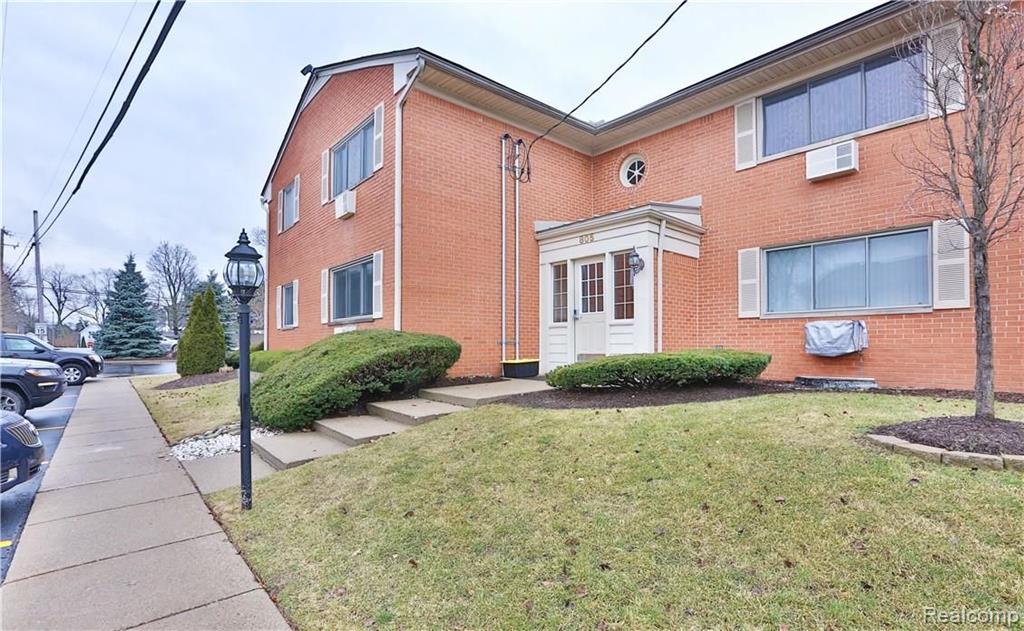 805 Plate Street, Unit 108 Rochester, MI 48307 - Photo 1 of 12