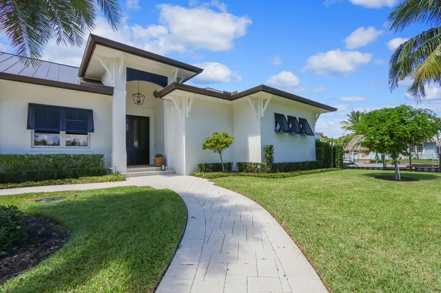 $4,900,000 | 934 North Loxahatchee Drive, Jupiter, FL 33458