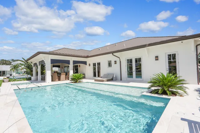 $4,900,000 | 934 North Loxahatchee Drive, Jupiter, FL 33458