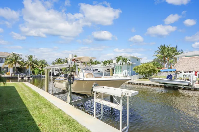 $4,900,000 | 934 North Loxahatchee Drive, Jupiter, FL 33458