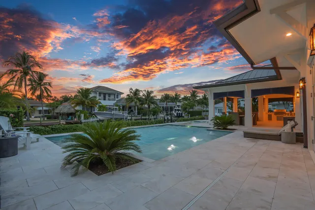 $4,900,000 | 934 North Loxahatchee Drive, Jupiter, FL 33458