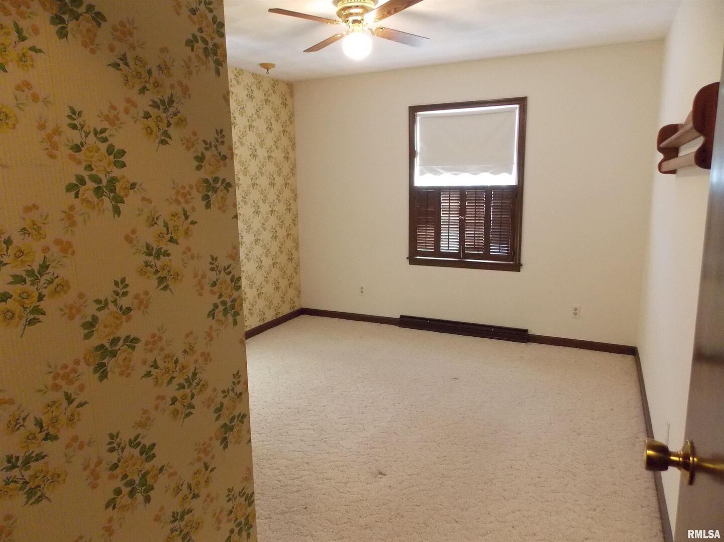 1723 Walnut Hill Road Centralia, IL 62801 - Photo 21 of 49