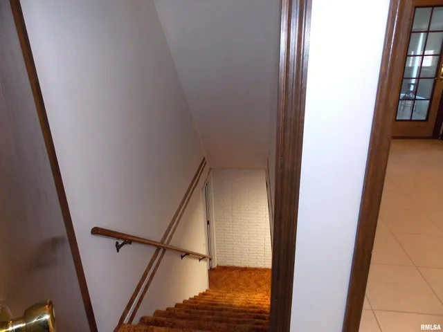 $355,000 | 1723 Walnut Hill Road, Centralia, IL 62801