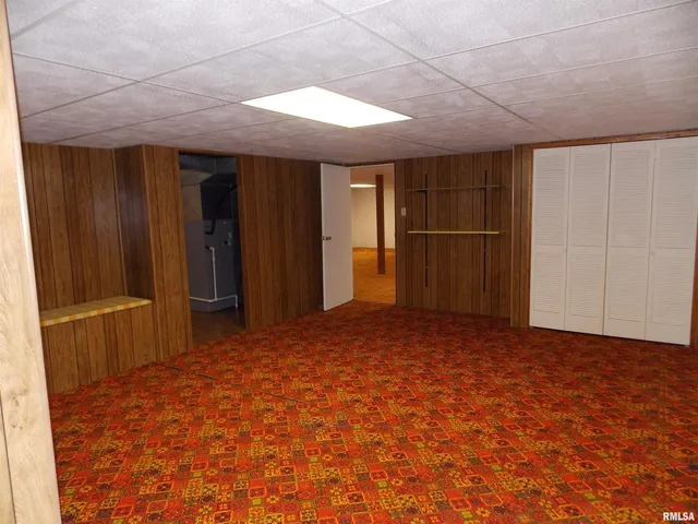 $355,000 | 1723 Walnut Hill Road, Centralia, IL 62801