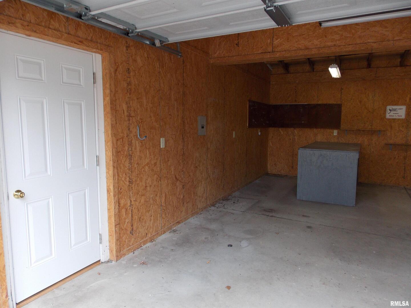 1723 Walnut Hill Road Centralia, IL 62801 - Photo 37 of 49