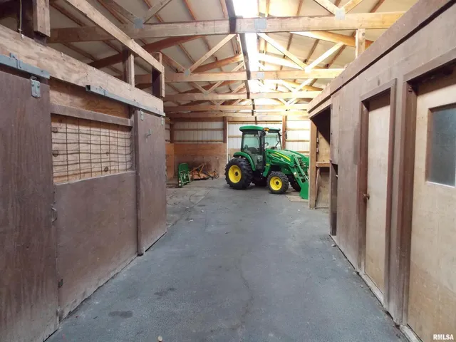 $355,000 | 1723 Walnut Hill Road, Centralia, IL 62801