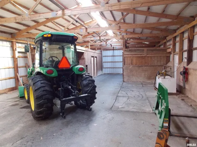 $355,000 | 1723 Walnut Hill Road, Centralia, IL 62801