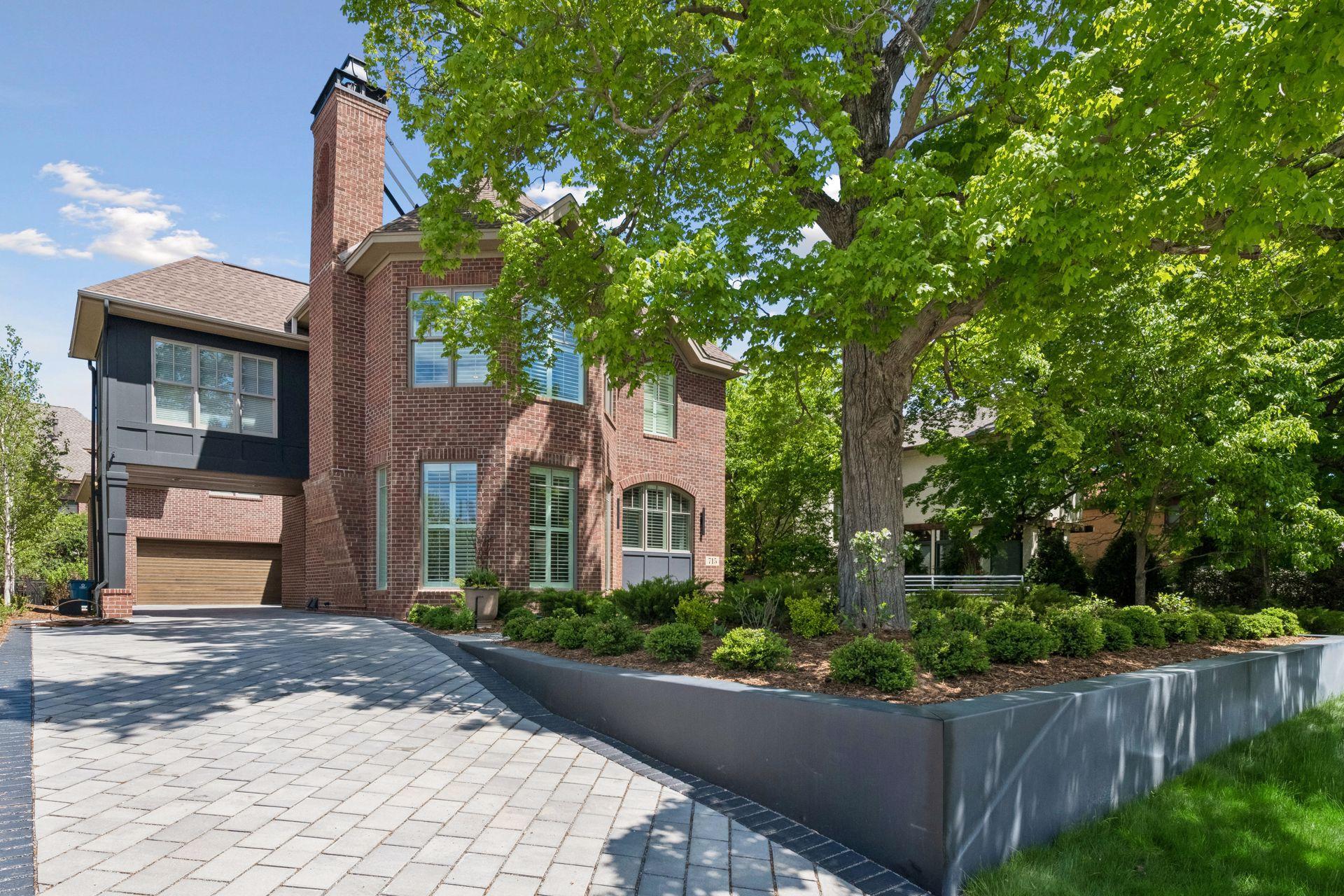 715 Rice Street East Wayzata, MN 55391 - Photo 3 of 73
