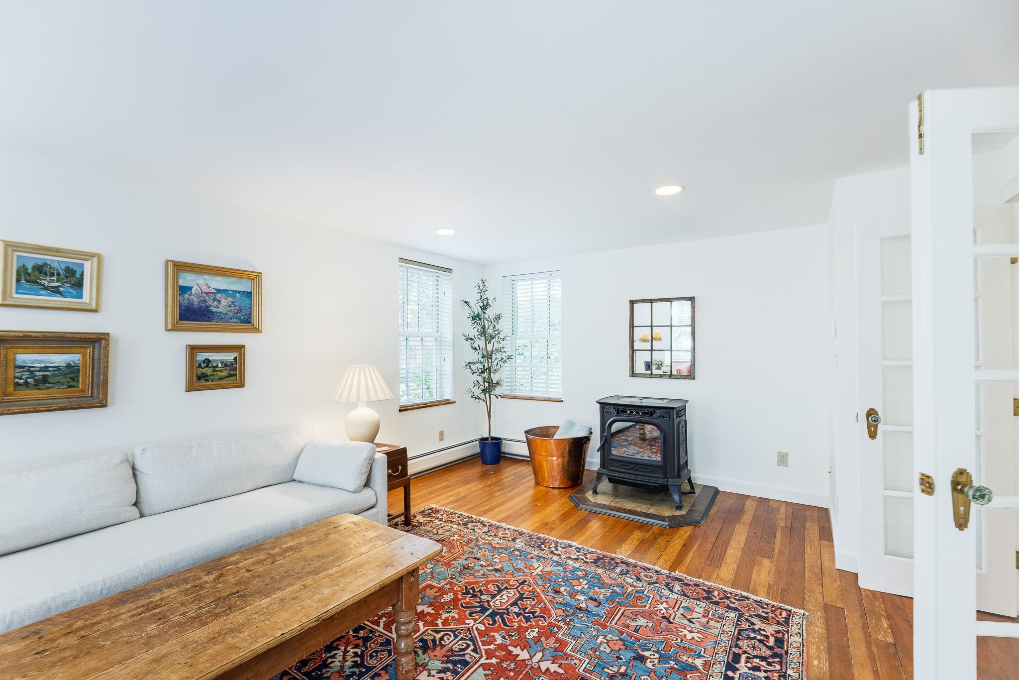 2039 Quechee Main Street Hartford, VT 05059 - Photo 10 of 32