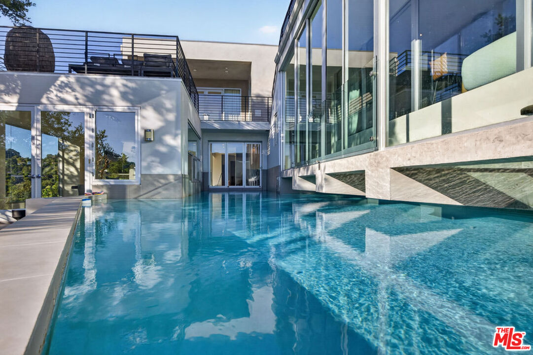 9716 Oak Pass Road Beverly Hills, CA 90210 - Photo 65 of 73