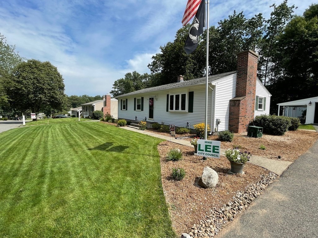 25 Helberg Road Springfield, MA 01128 - Photo 3 of 40