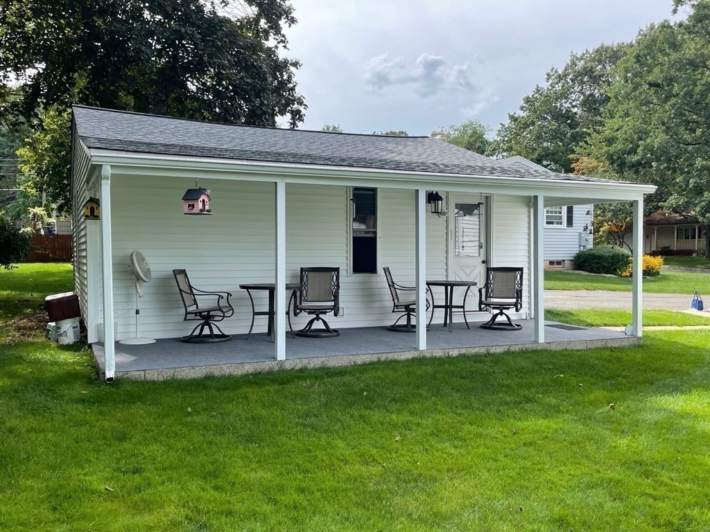 25 Helberg Road Springfield, MA 01128 - Photo 34 of 40