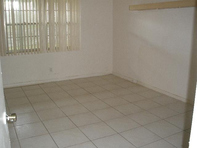 1075 Exeter, Unit 1075 Boca Raton, FL 33434 - Photo 5 of 5 Additional Photo