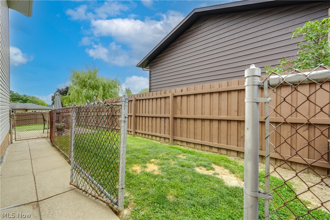 7739 Hoertz Road Parma, OH 44134 - Photo 42 of 50 Gallery Image 42