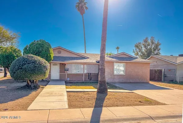 $3,500 | 6301 West Earll Drive, Phoenix, AZ 85033