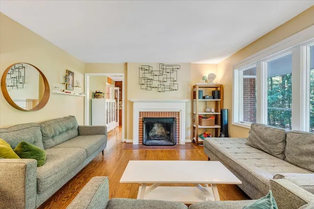 $425,000 | 2702 Yellow Mountain Road Southeast, Roanoke, VA 24014