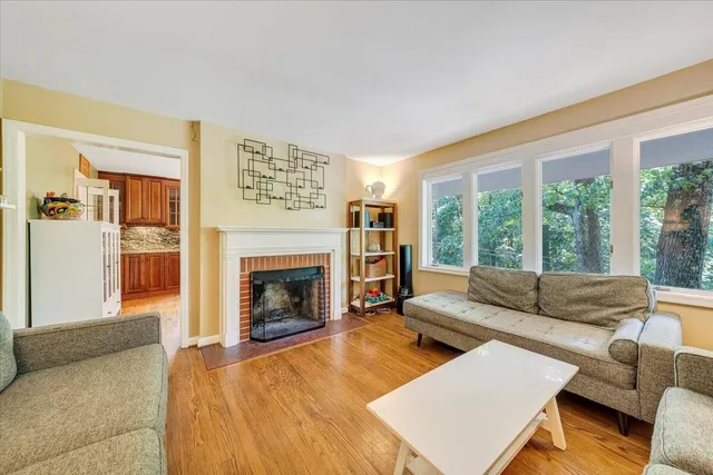 $425,000 | 2702 Yellow Mountain Road Southeast, Roanoke, VA 24014