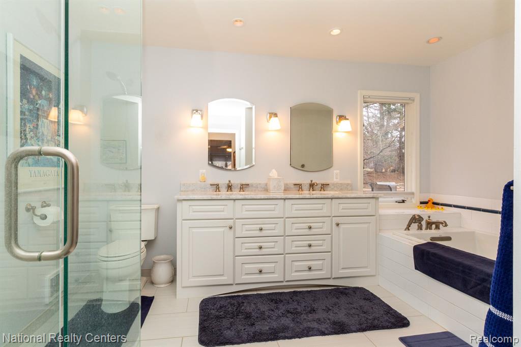 36985 Valley Ridge Drive Farmington Hills, MI 48331 - Photo 28 of 51