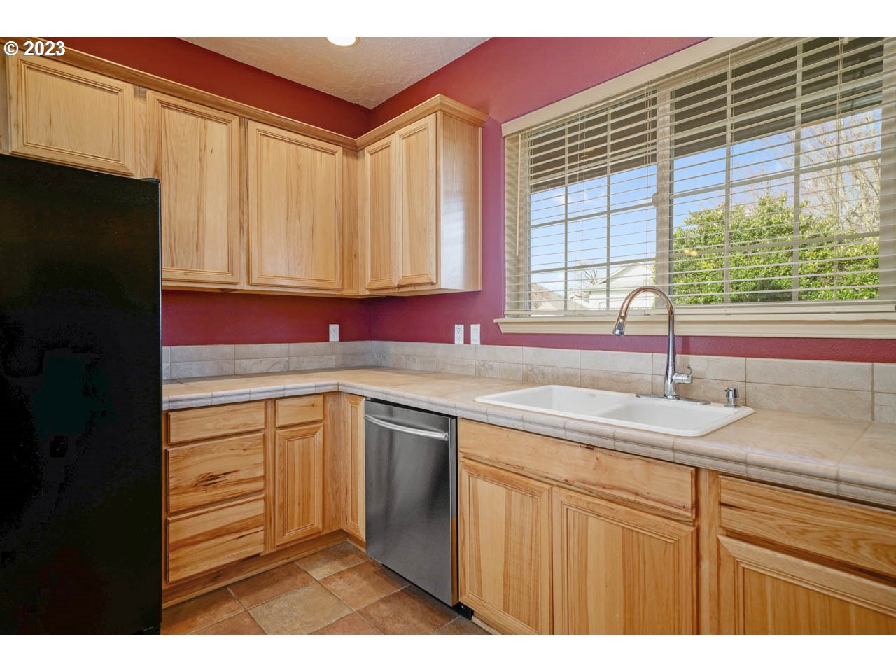 2655 Oak Ridge Street Northwest Albany, OR 97321 - Photo 12 of 32 Gallery Image 12