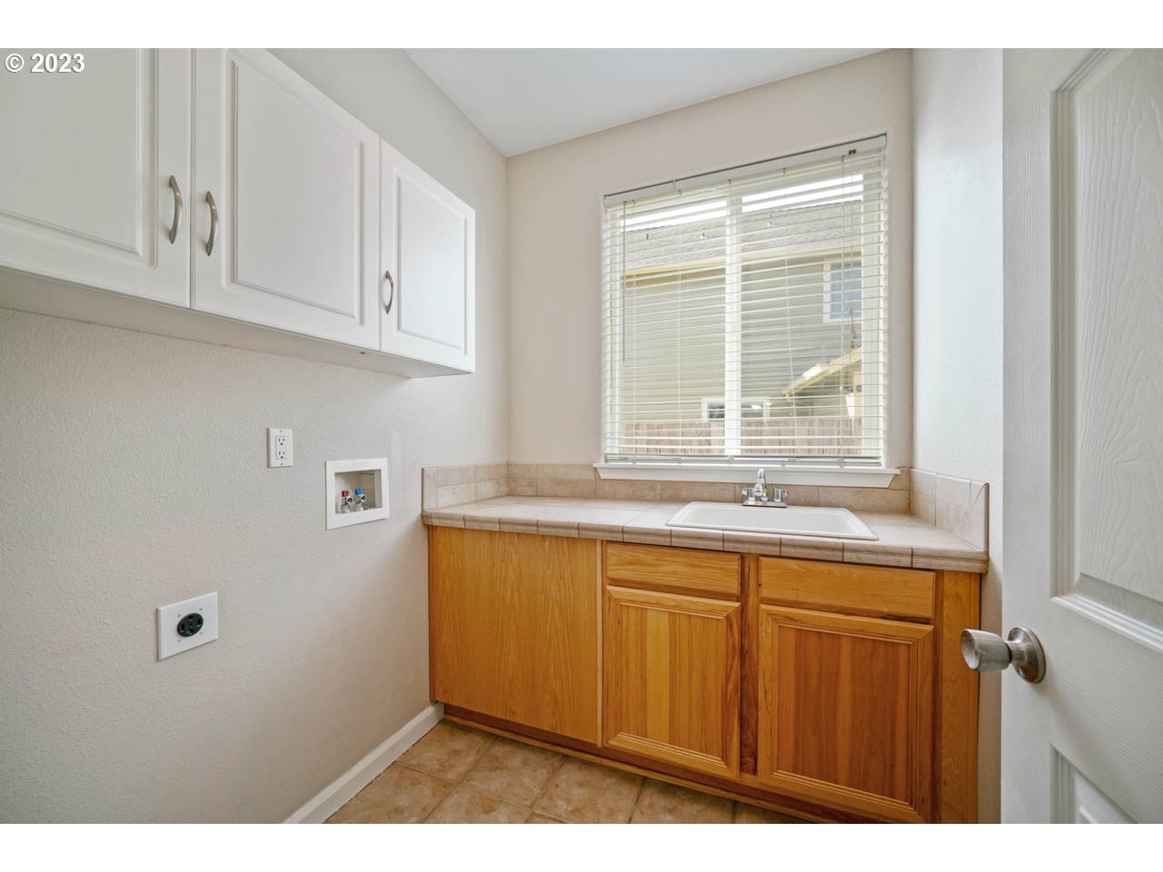 2655 Oak Ridge Street Northwest Albany, OR 97321 - Photo 14 of 32 Gallery Image 14