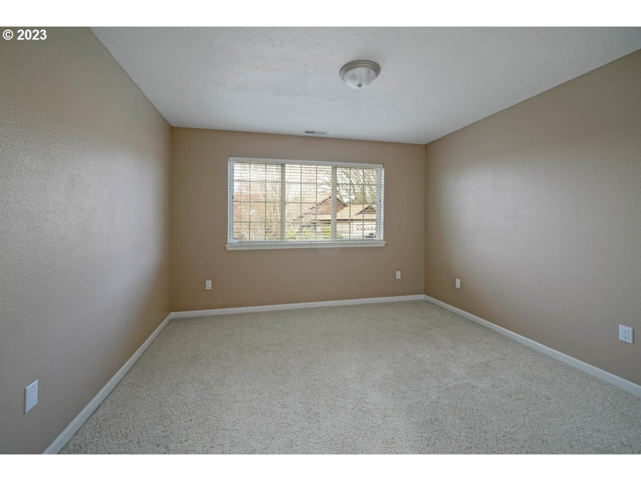 2655 Oak Ridge Street Northwest Albany, OR 97321 - Photo 23 of 32 Gallery Image 23