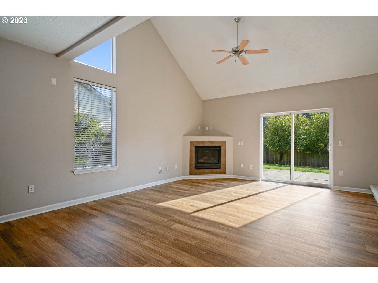 2655 Oak Ridge Street Northwest Albany, OR 97321 - Photo 6 of 32 Gallery Image 6