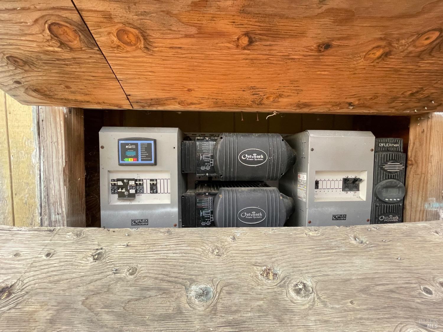 7601 Simmerly Road Laytonville, CA 95454 - Photo 15 of 30 a bedroom with a bed and a dresser