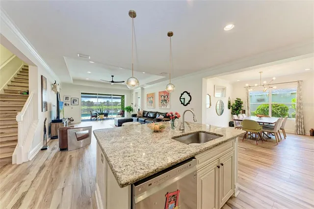 $800,000 | 12051 Forest Park Circle, Bradenton, FL 34211