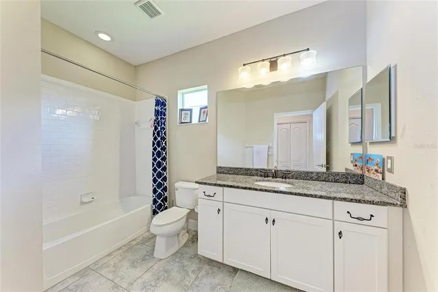 $800,000 | 12051 Forest Park Circle, Bradenton, FL 34211