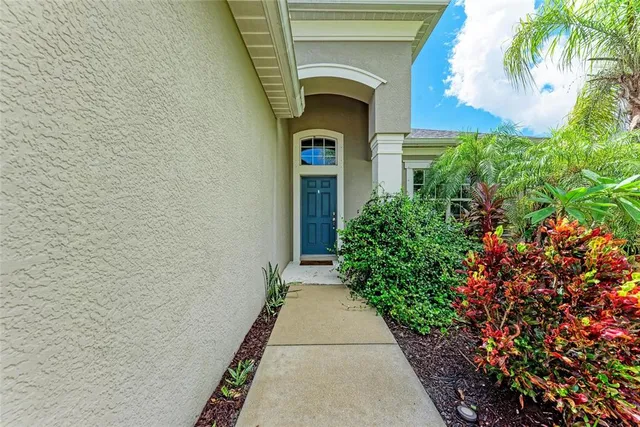 $800,000 | 12051 Forest Park Circle, Bradenton, FL 34211