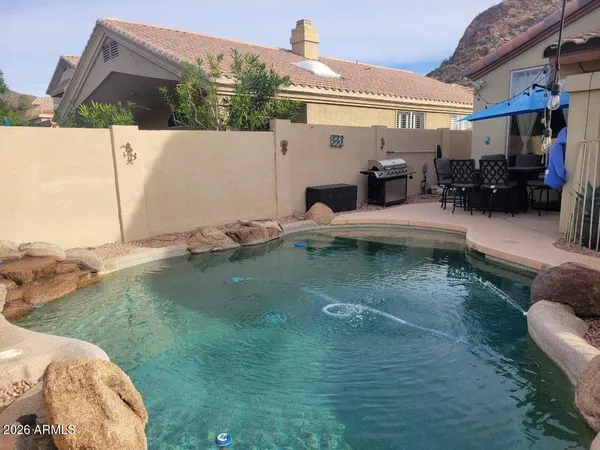 $2,950 | 15014 South 13th Place, Phoenix, AZ 85048