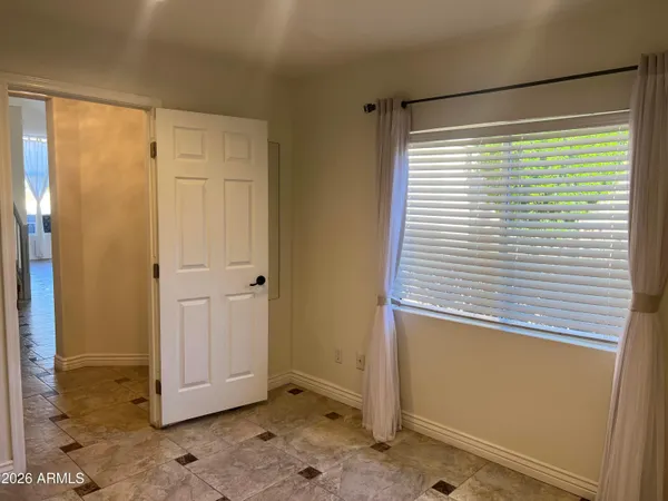 $2,950 | 15014 South 13th Place, Phoenix, AZ 85048