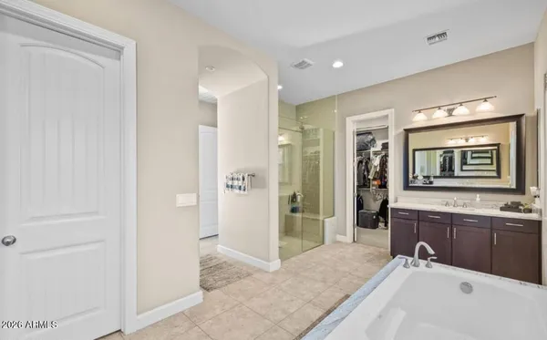 $905,000 | 2915 East Constance Way, Phoenix, AZ 85042
