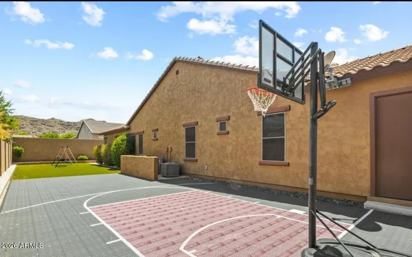 $905,000 | 2915 East Constance Way, Phoenix, AZ 85042