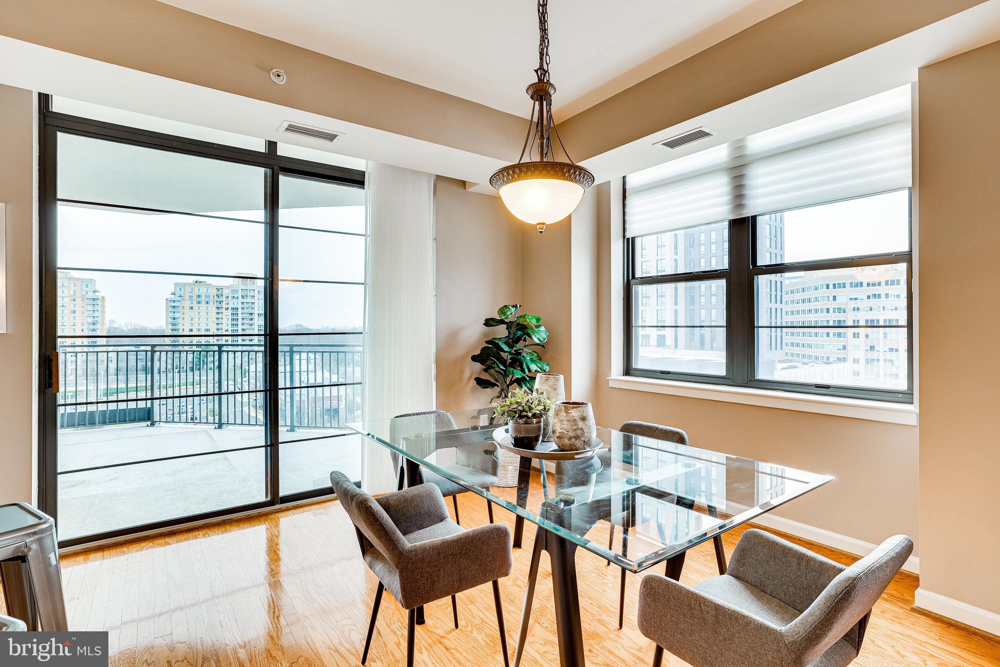 1830 Fountain Drive, Unit 1008 Reston, VA 20190 - Photo 11 of 42 Amazing natural light.