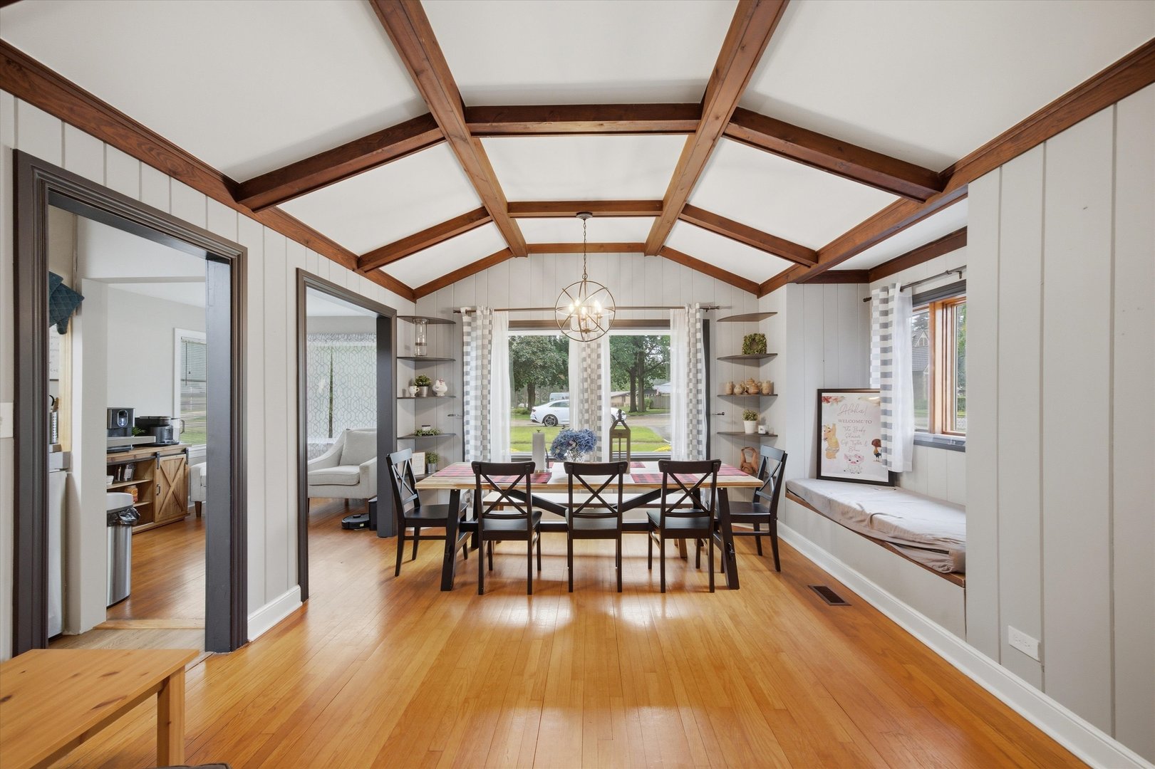 2250 Corona Road Waukegan, IL 60087 - Photo 8 of 39 Gallery Image 8