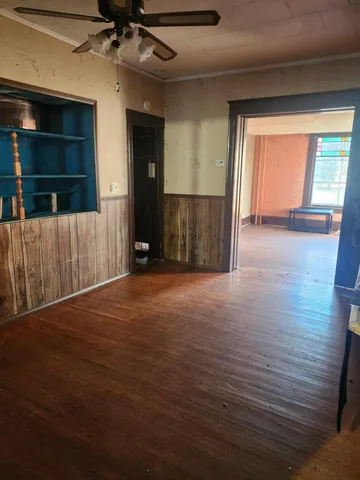 $43,500 | 430 4th Street, Wyndmere, ND 58081