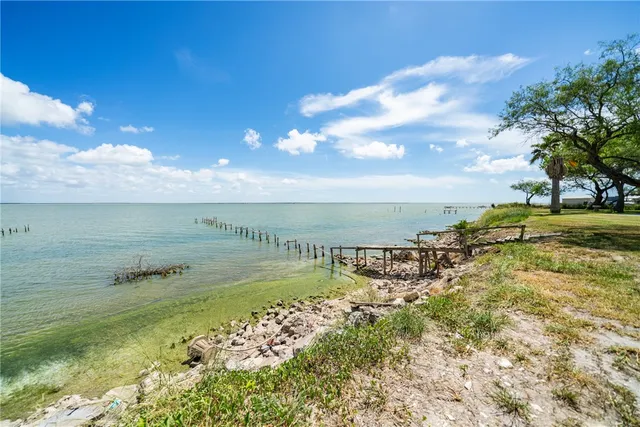 $699,900 | 966 East Fm 628, Riviera, TX 78379