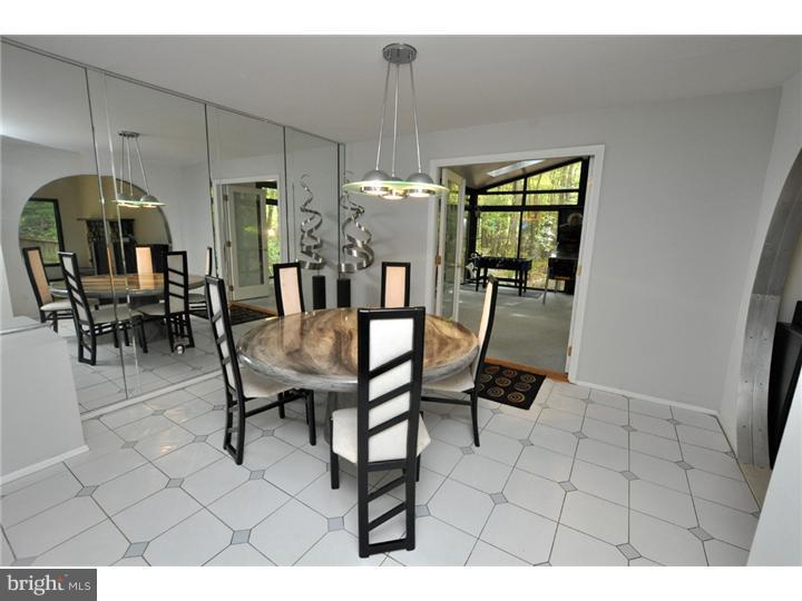323 Mt Laurel Road Mount Laurel, NJ 08054 - Photo 8 of 21 Dining Room